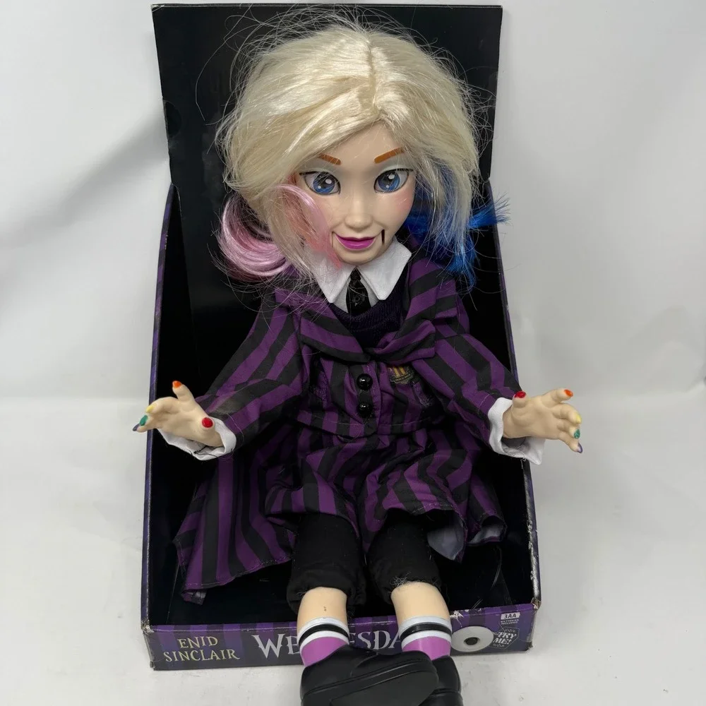 Wednesday Enid Sinclair Animated Sound Motion Activated Decoration Tekky 5745190
